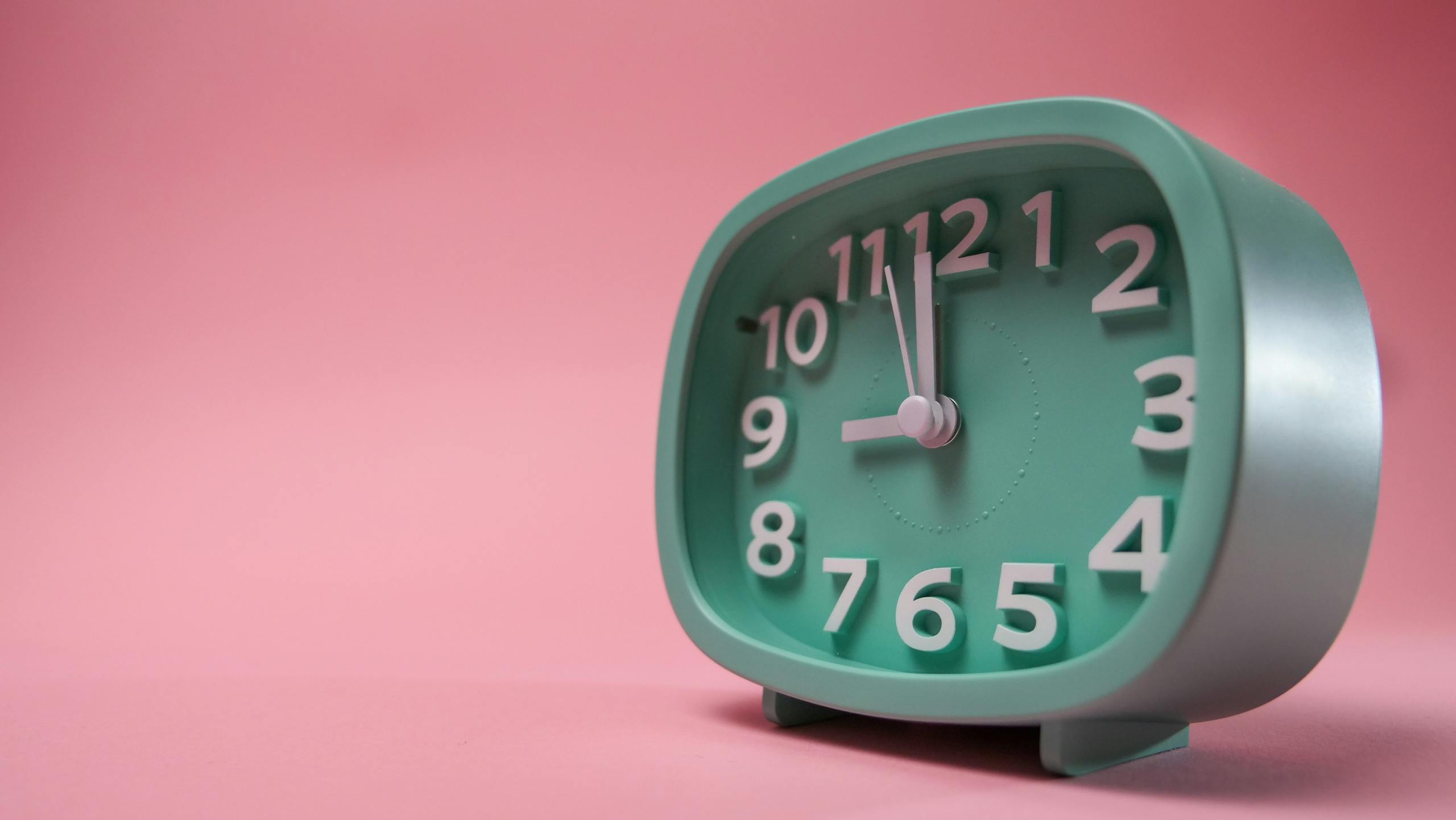 ADHD work routine with time blocks and ADHD focus hacks